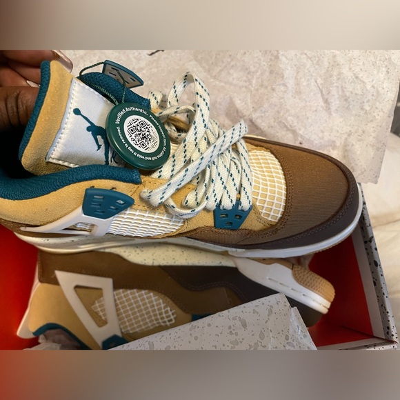 Multicolored Jordan 4’s - Picture 4 of 7